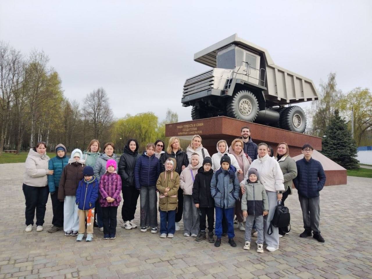 ekskursiya Minsk Gjodino1